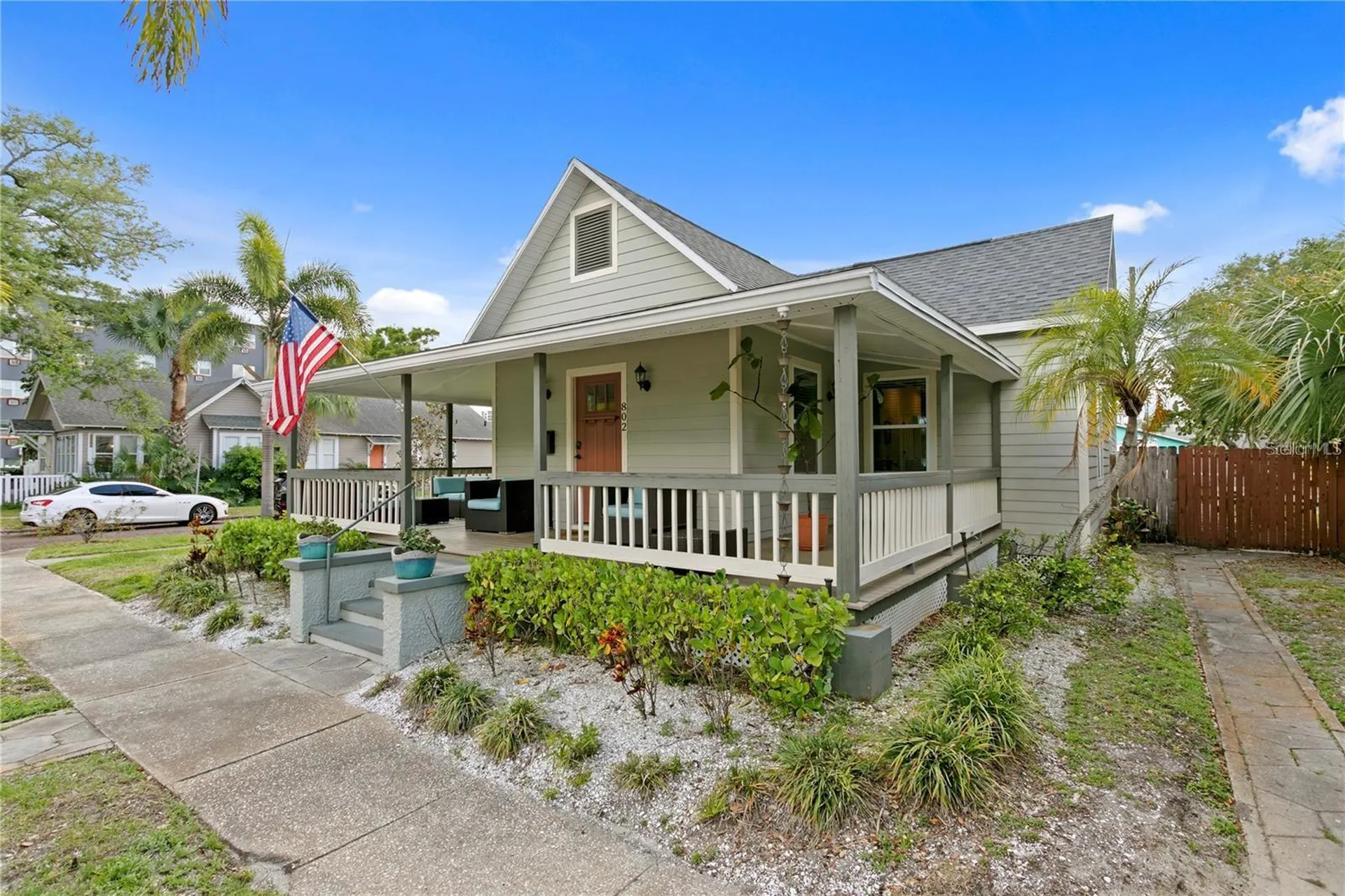 802 Dartmoor Street N St Petersburg FL 33701