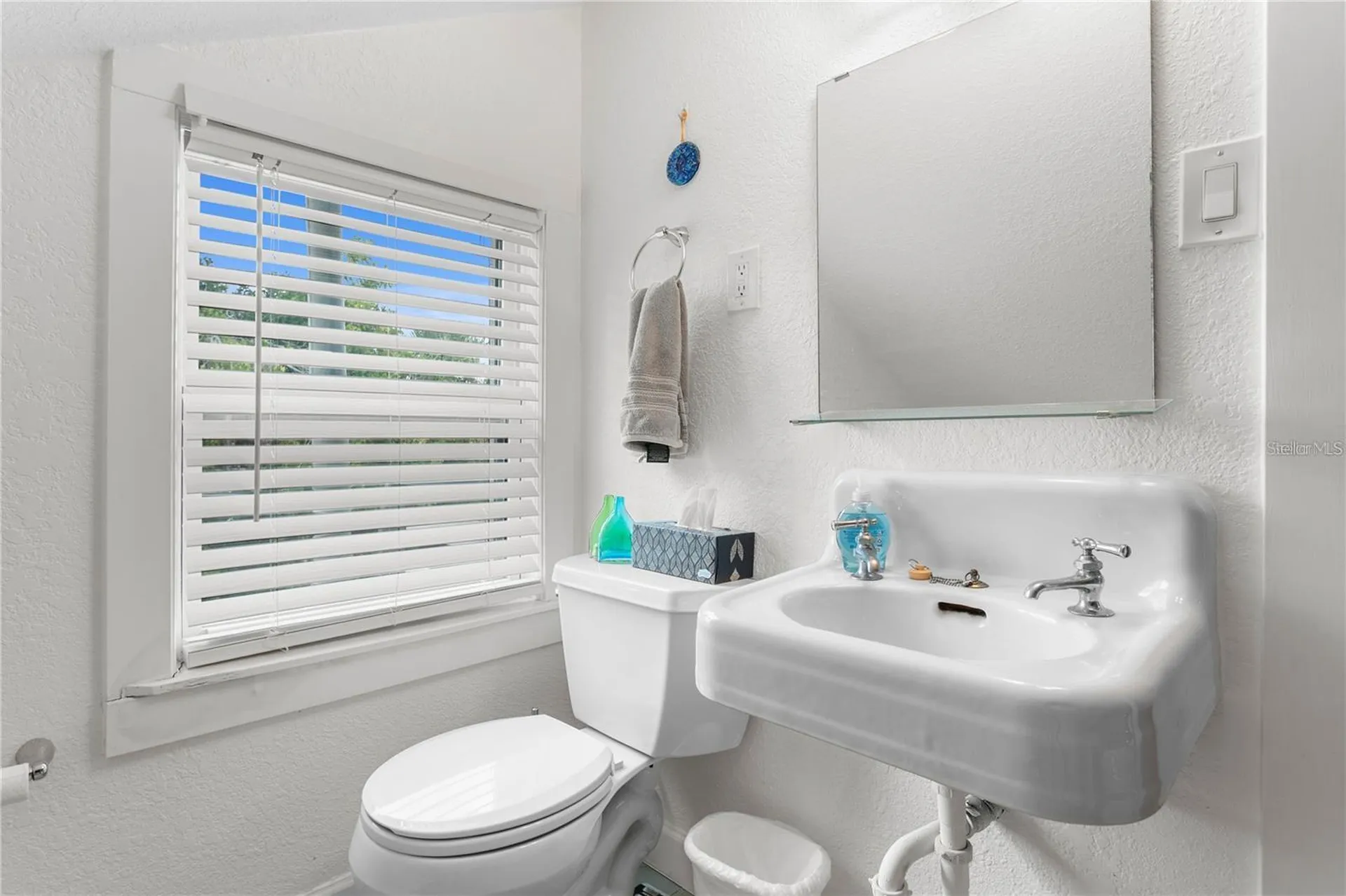 802 Dartmoor Street N St Petersburg FL 33701