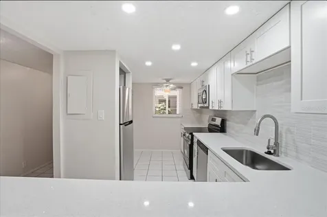 3700 S Osprey Avenue Sarasota FL 34239