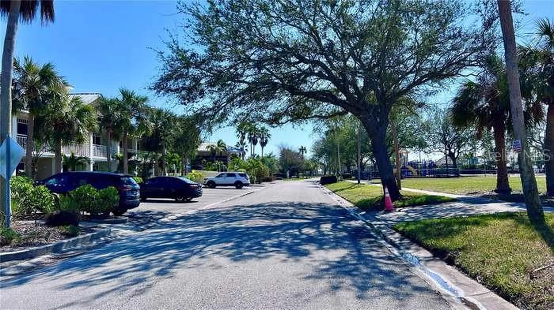 611 Destiny Drive Ruskin FL 33570
