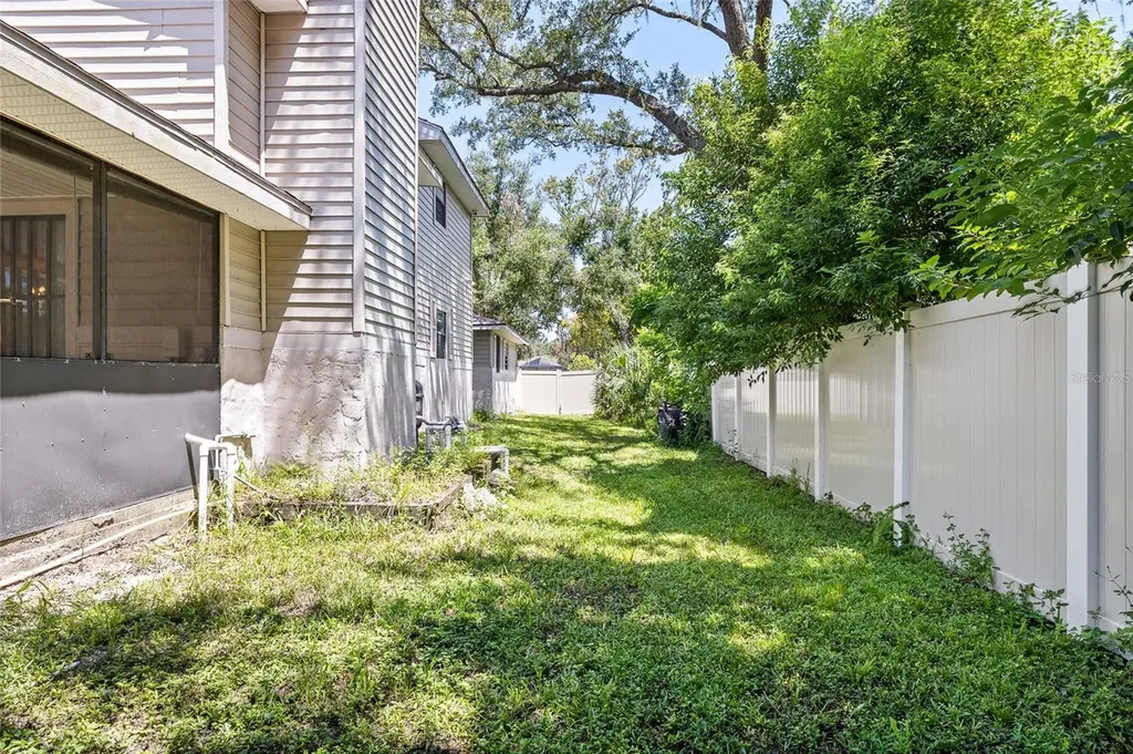3030 Shadow Oaks Drive Holiday FL 34690