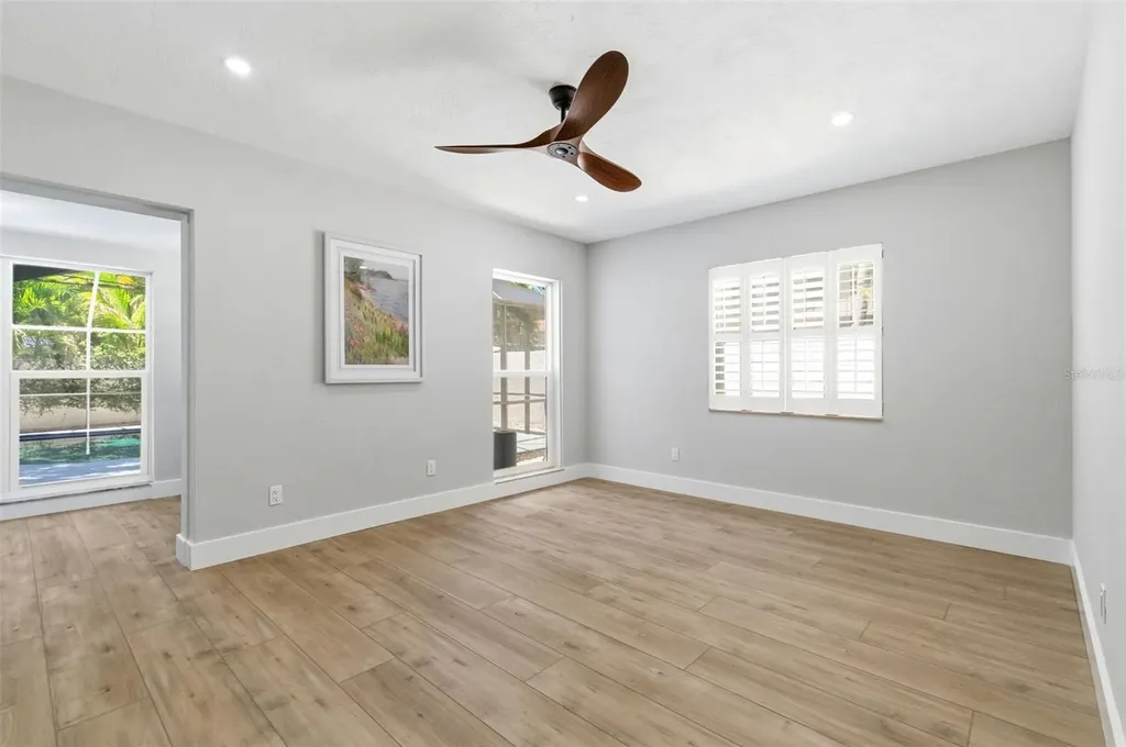 8326 40th Place N St Petersburg FL 33709