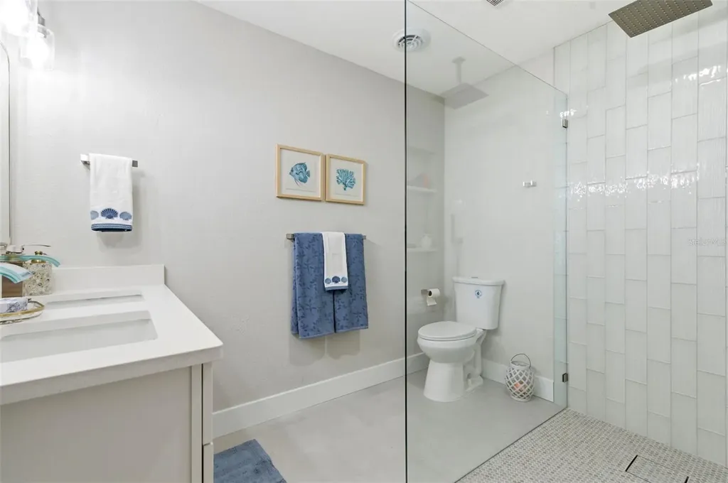 8326 40th Place N St Petersburg FL 33709
