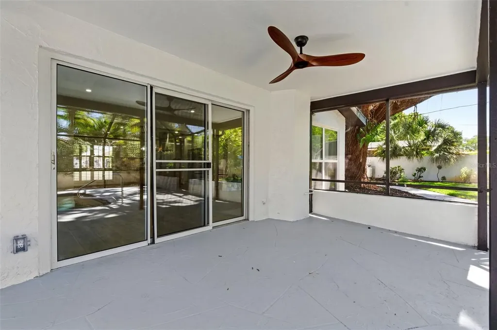 8326 40th Place N St Petersburg FL 33709