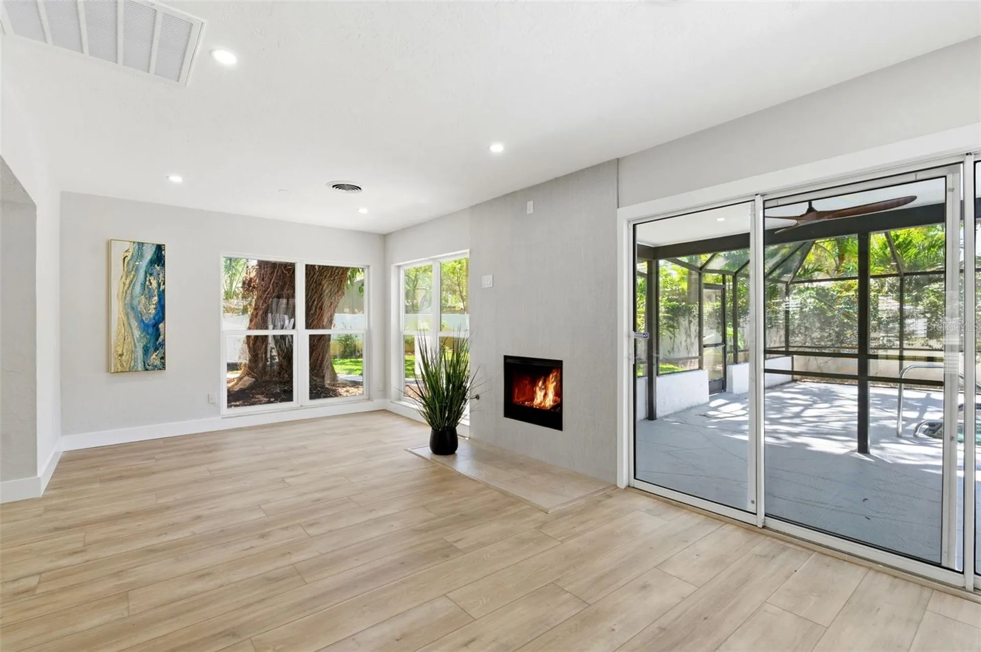 8326 40th Place N St Petersburg FL 33709