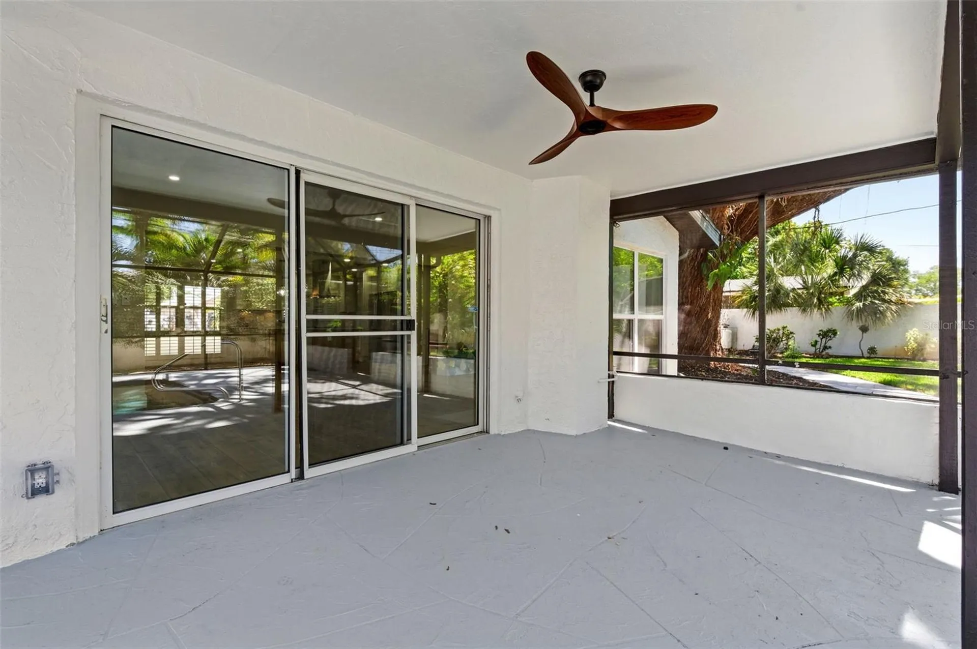 8326 40th Place N St Petersburg FL 33709