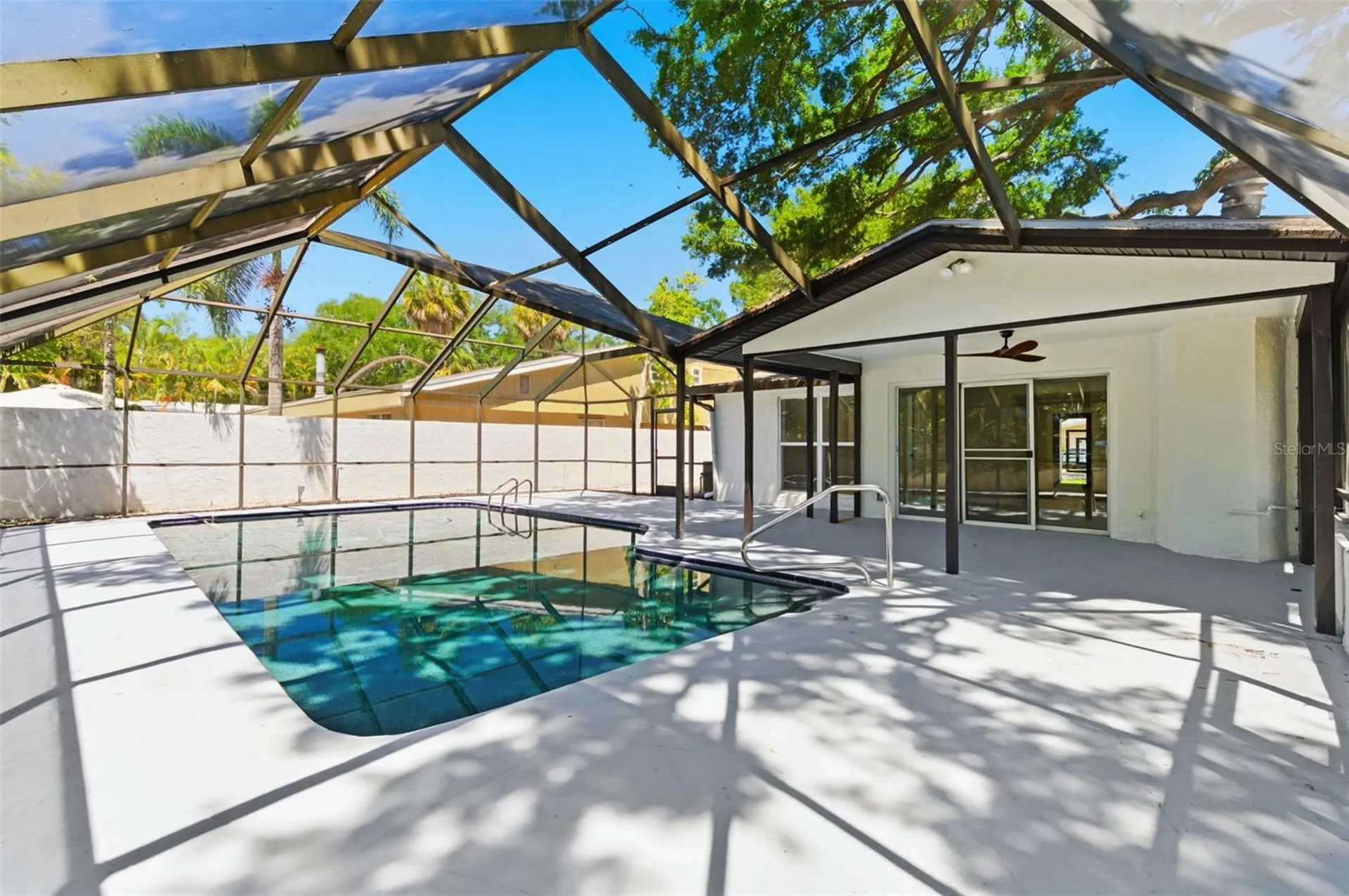 8326 40th Place N St Petersburg FL 33709