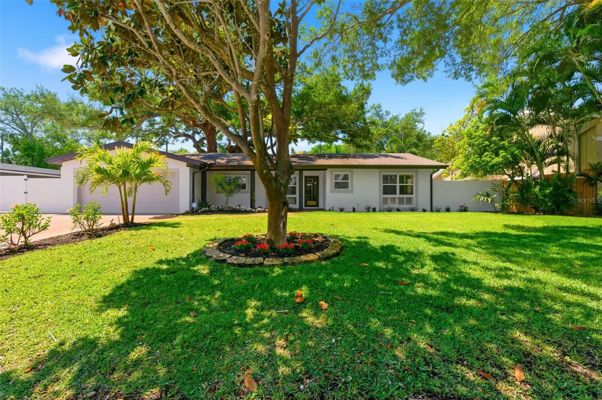 8326 40th Place N St Petersburg FL 33709