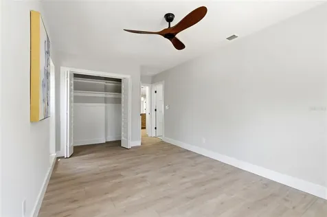 8326 40th Place N St Petersburg FL 33709