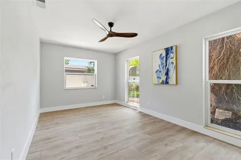 8326 40th Place N St Petersburg FL 33709