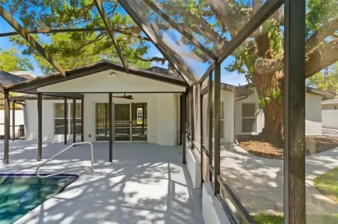 8326 40th Place N St Petersburg FL 33709