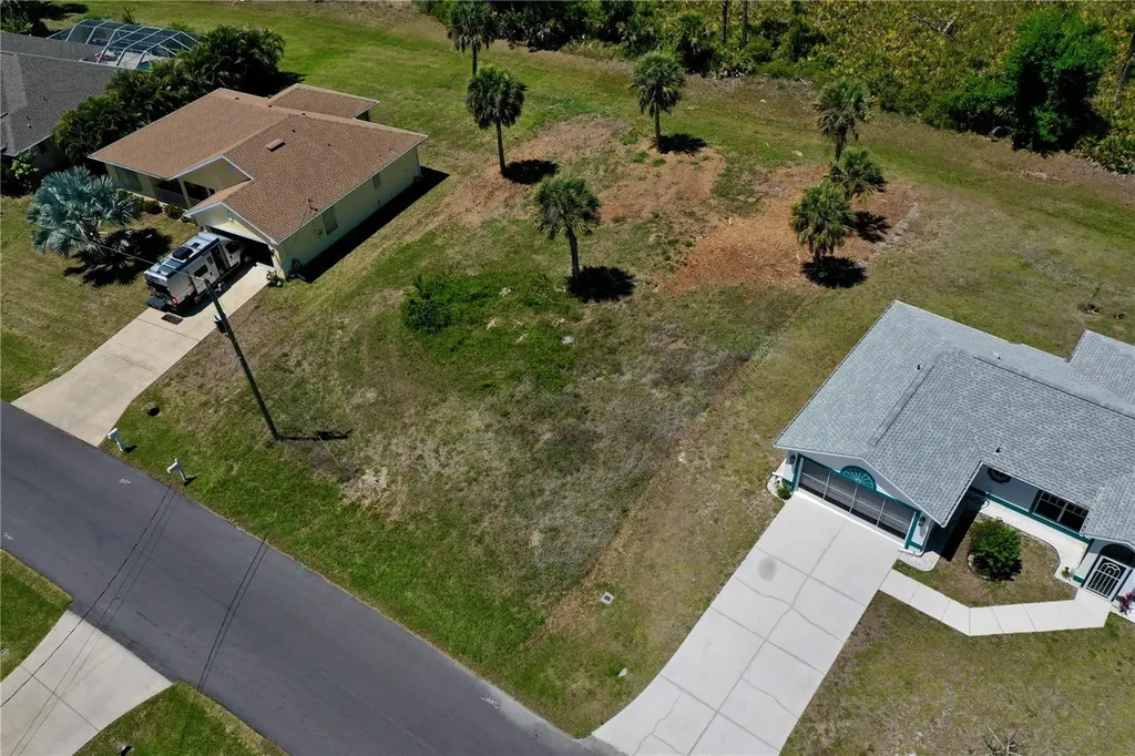 135 Long Meadow Lane Rotonda West FL 33947