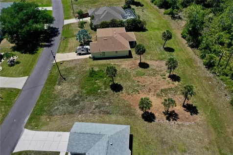 135 Long Meadow Lane Rotonda West FL 33947