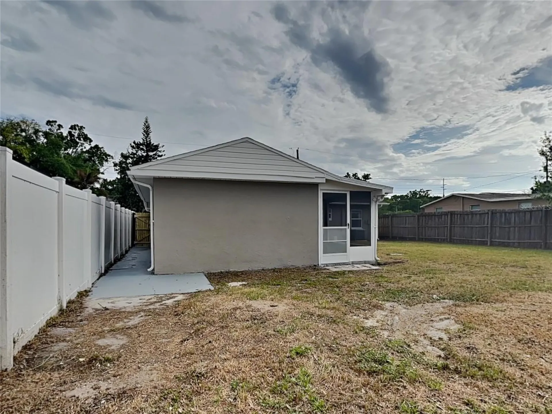 Tampa FL 33604