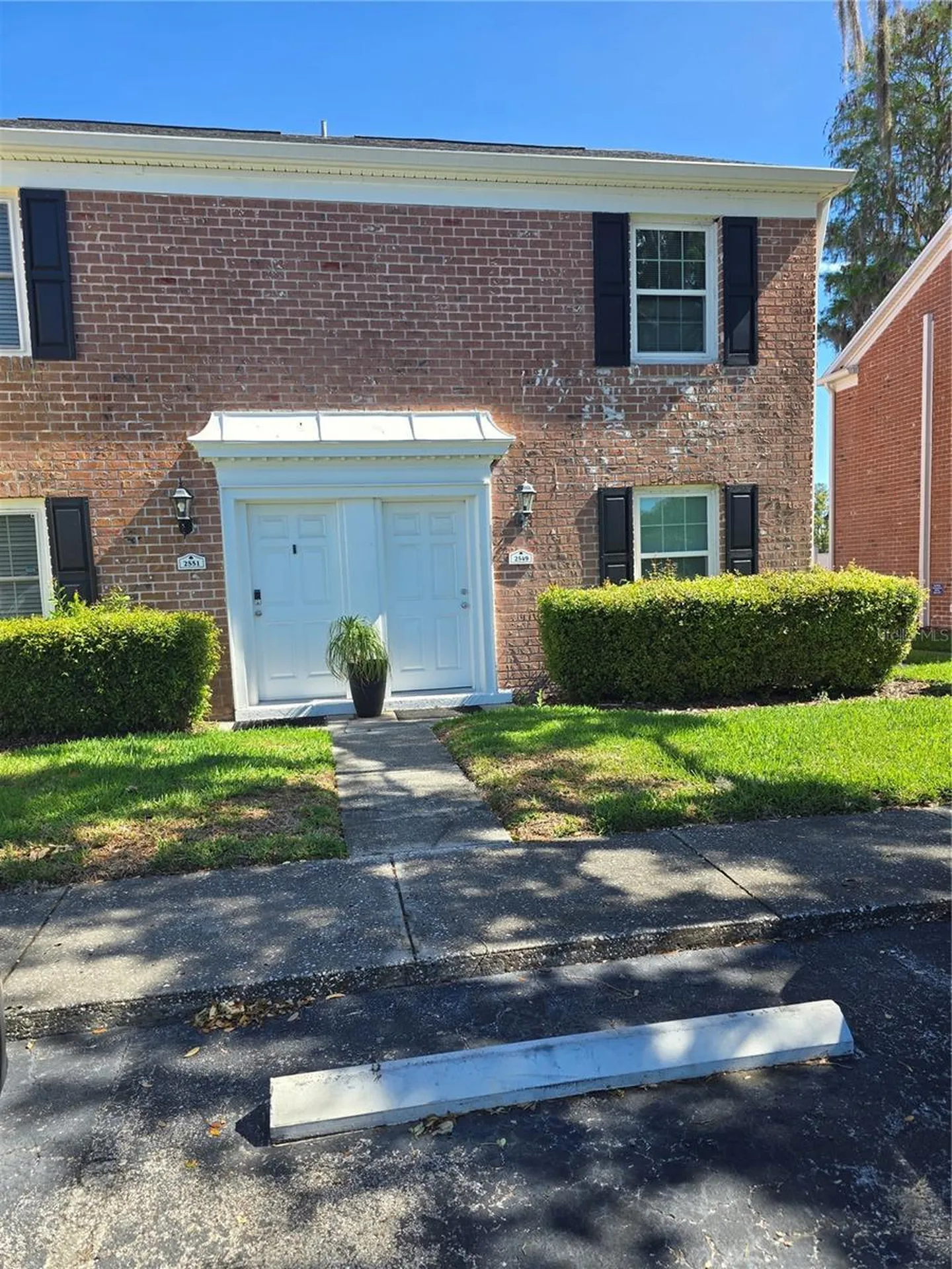 2549 Cedar Cypress Court Tampa FL 33618