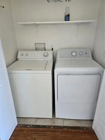 2549 Cedar Cypress Court Tampa FL 33618