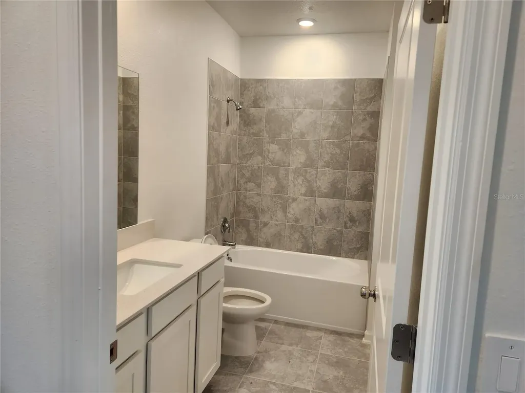 203 Bogey Drive Davenport FL 33896