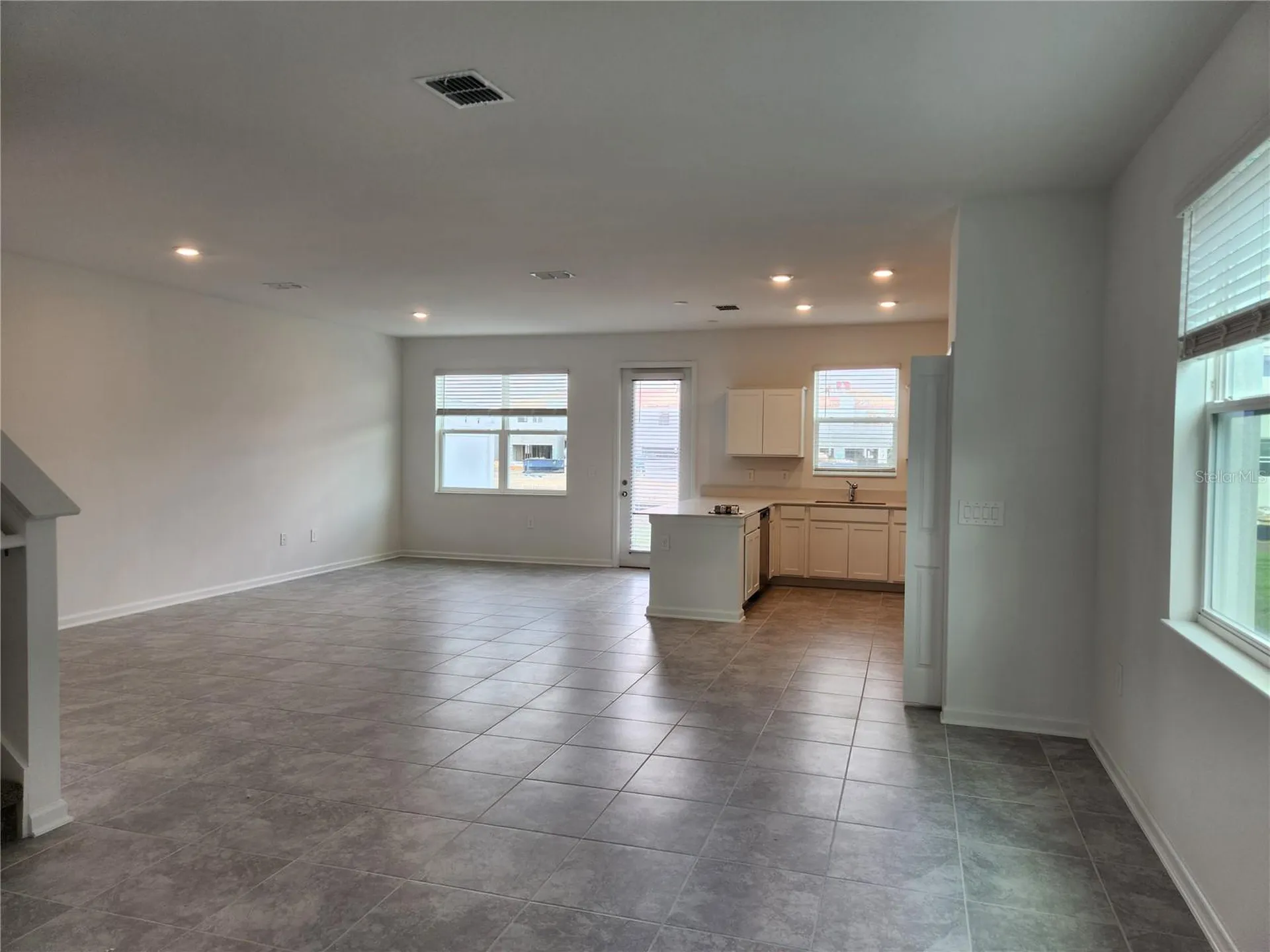 203 Bogey Drive Davenport FL 33896