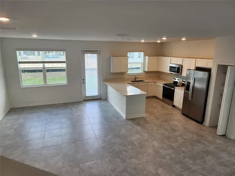 203 Bogey Drive Davenport FL 33896