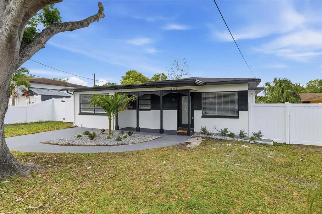 2117 W Kentucky Avenue Tampa FL 33607