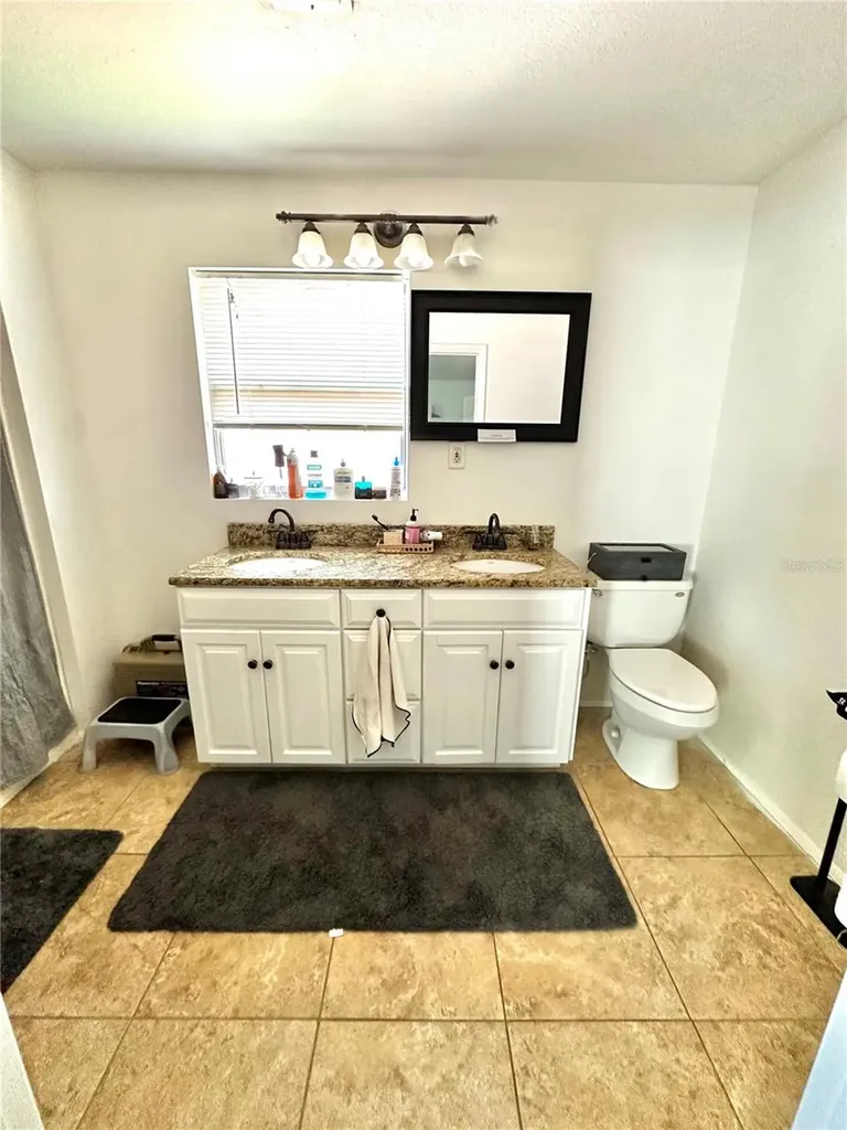 4653 78th Lane N St Petersburg FL 33709