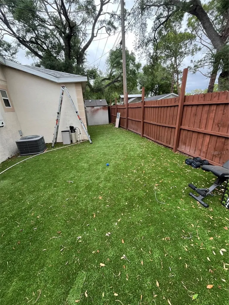 4653 78th Lane N St Petersburg FL 33709