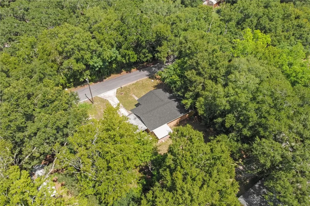 516 Pitt Street Wildwood FL 34785