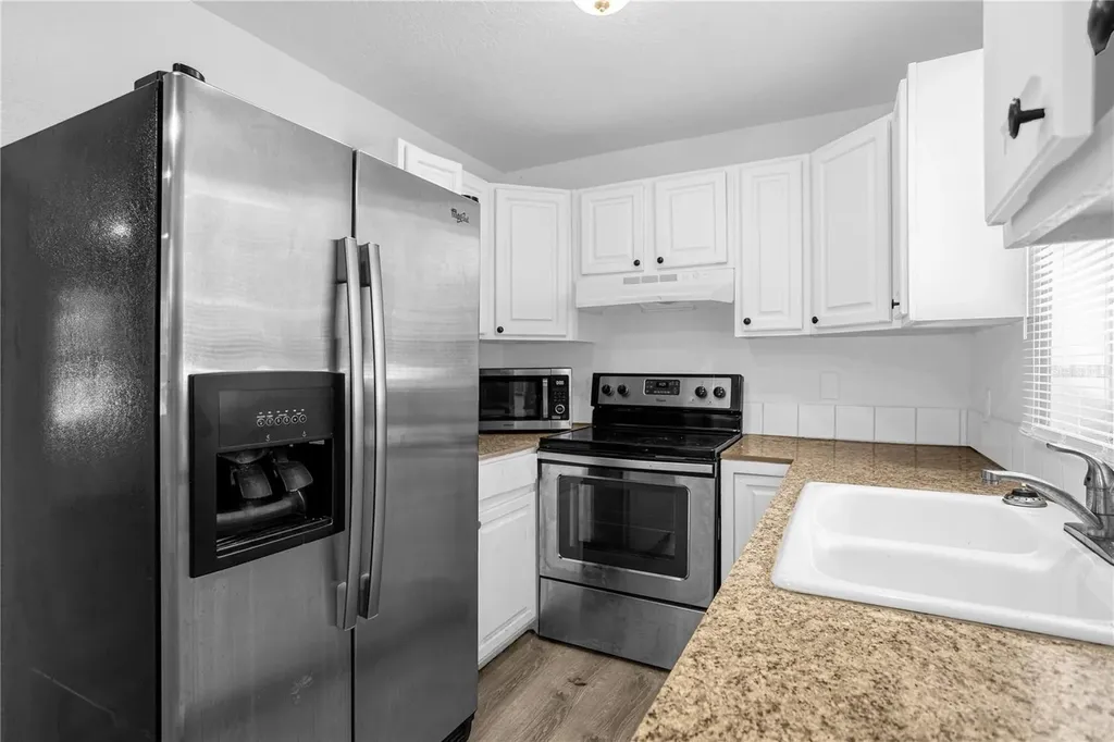 516 Pitt Street Wildwood FL 34785