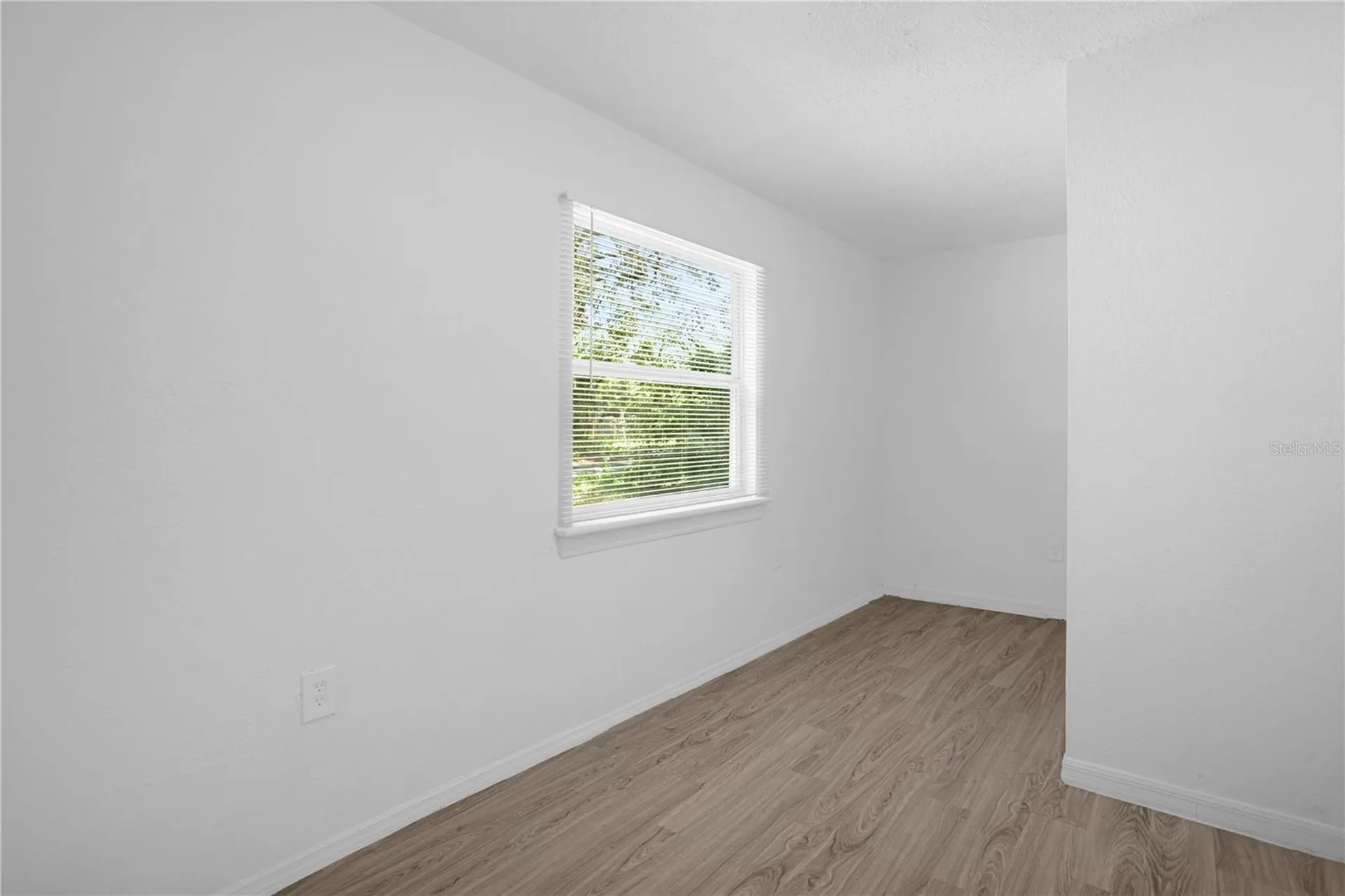 516 Pitt Street Wildwood FL 34785