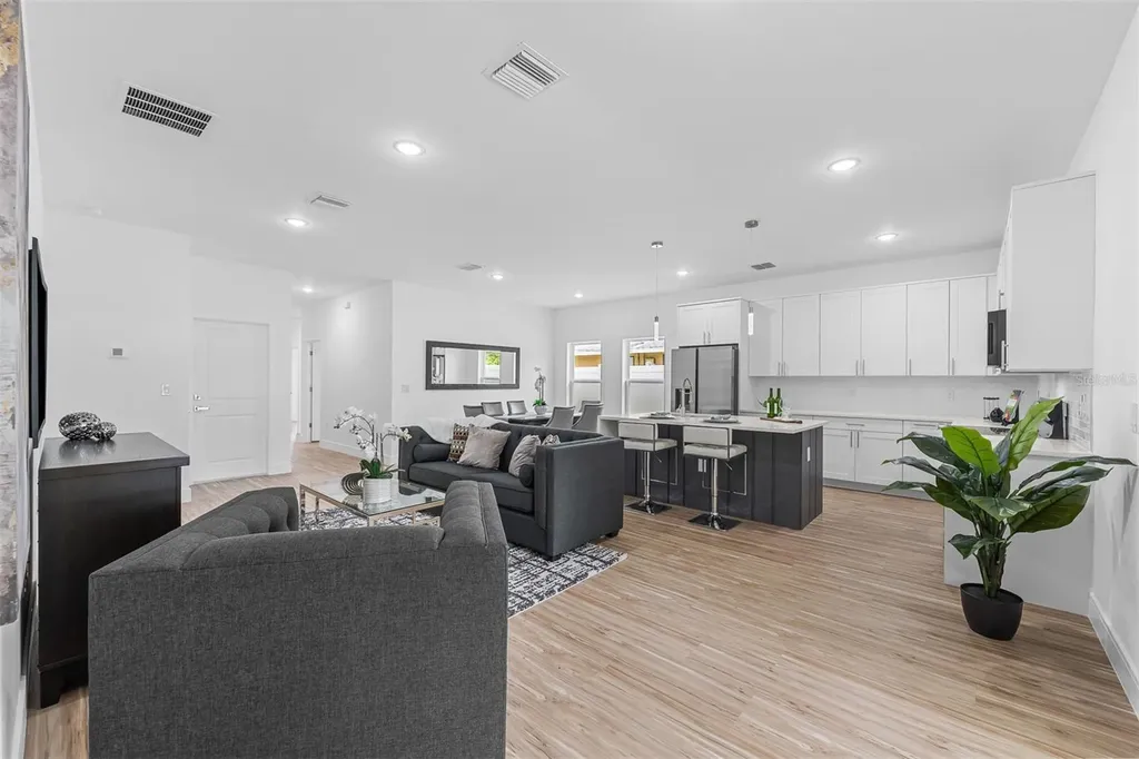 3914 W Jefferson Street Orlando FL 32805