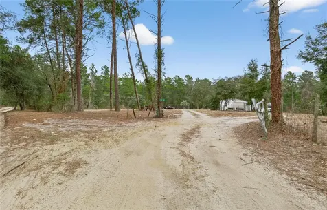 117 Stoddard Road Crescent City FL 32112