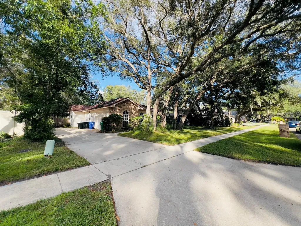 252 Shady Oaks Circle Lake Mary FL 32746