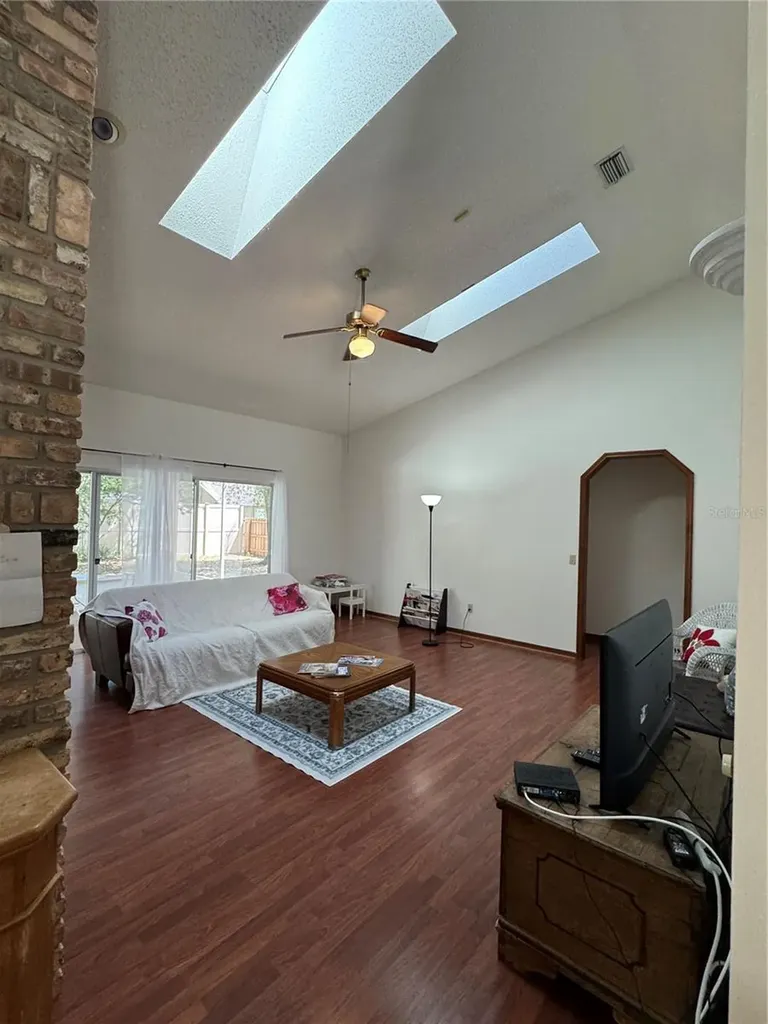 252 Shady Oaks Circle Lake Mary FL 32746