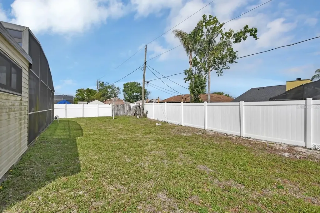 1837 N Dublin Road Deltona FL 32738