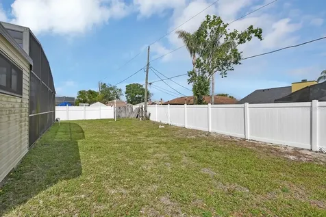 1837 N Dublin Road Deltona FL 32738