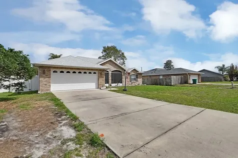 1837 N Dublin Road Deltona FL 32738