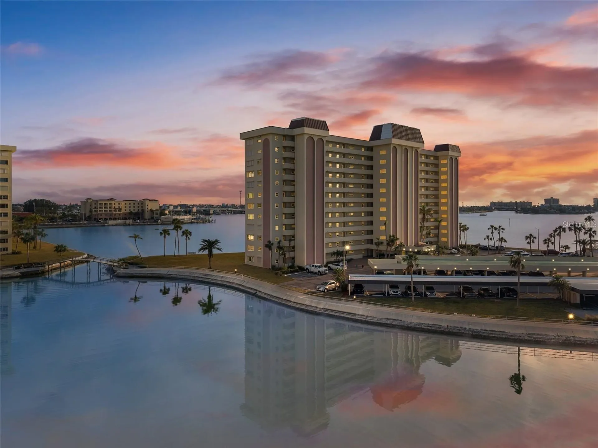 4775 Cove Circle St Petersburg FL 33708