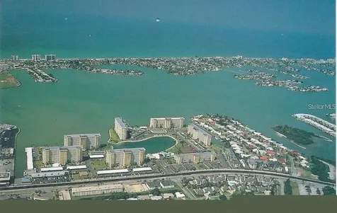 4775 Cove Circle St Petersburg FL 33708
