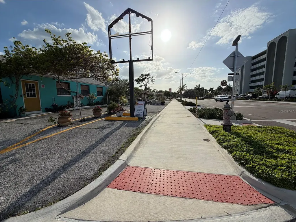 7300 Central Avenue St Petersburg FL 33707