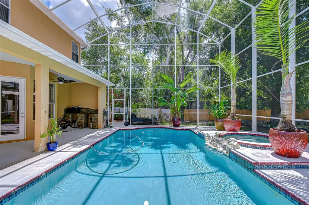 6213 Parkway Boulevard Land O Lakes FL 34639