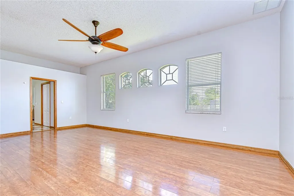 6213 Parkway Boulevard Land O Lakes FL 34639