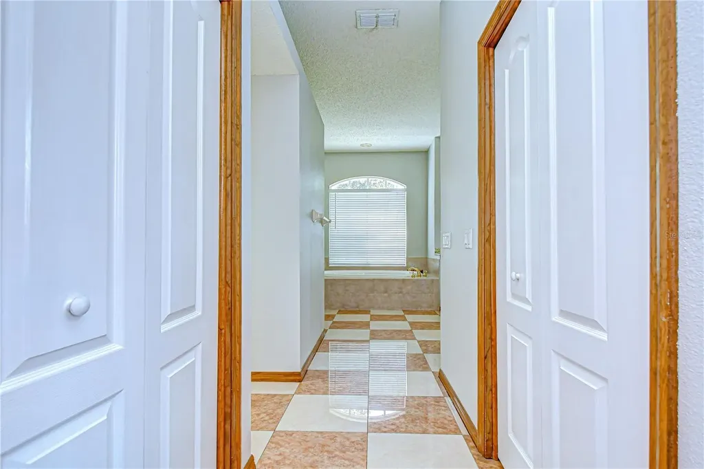 6213 Parkway Boulevard Land O Lakes FL 34639