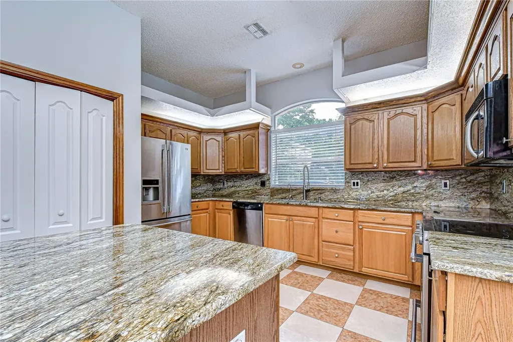 6213 Parkway Boulevard Land O Lakes FL 34639