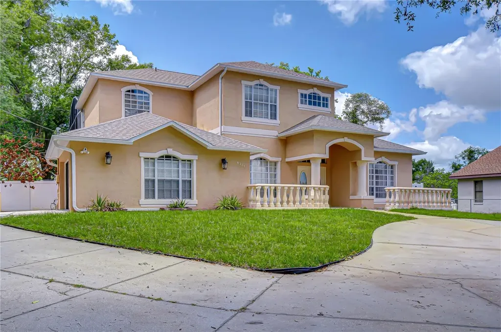 6213 Parkway Boulevard Land O Lakes FL 34639