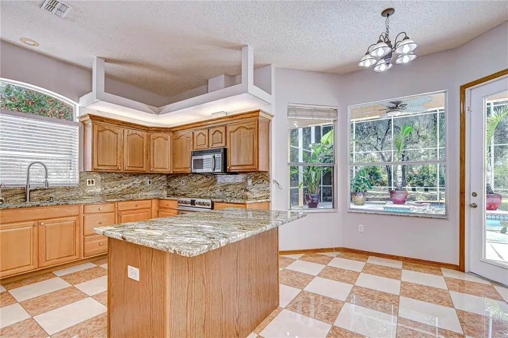6213 Parkway Boulevard Land O Lakes FL 34639