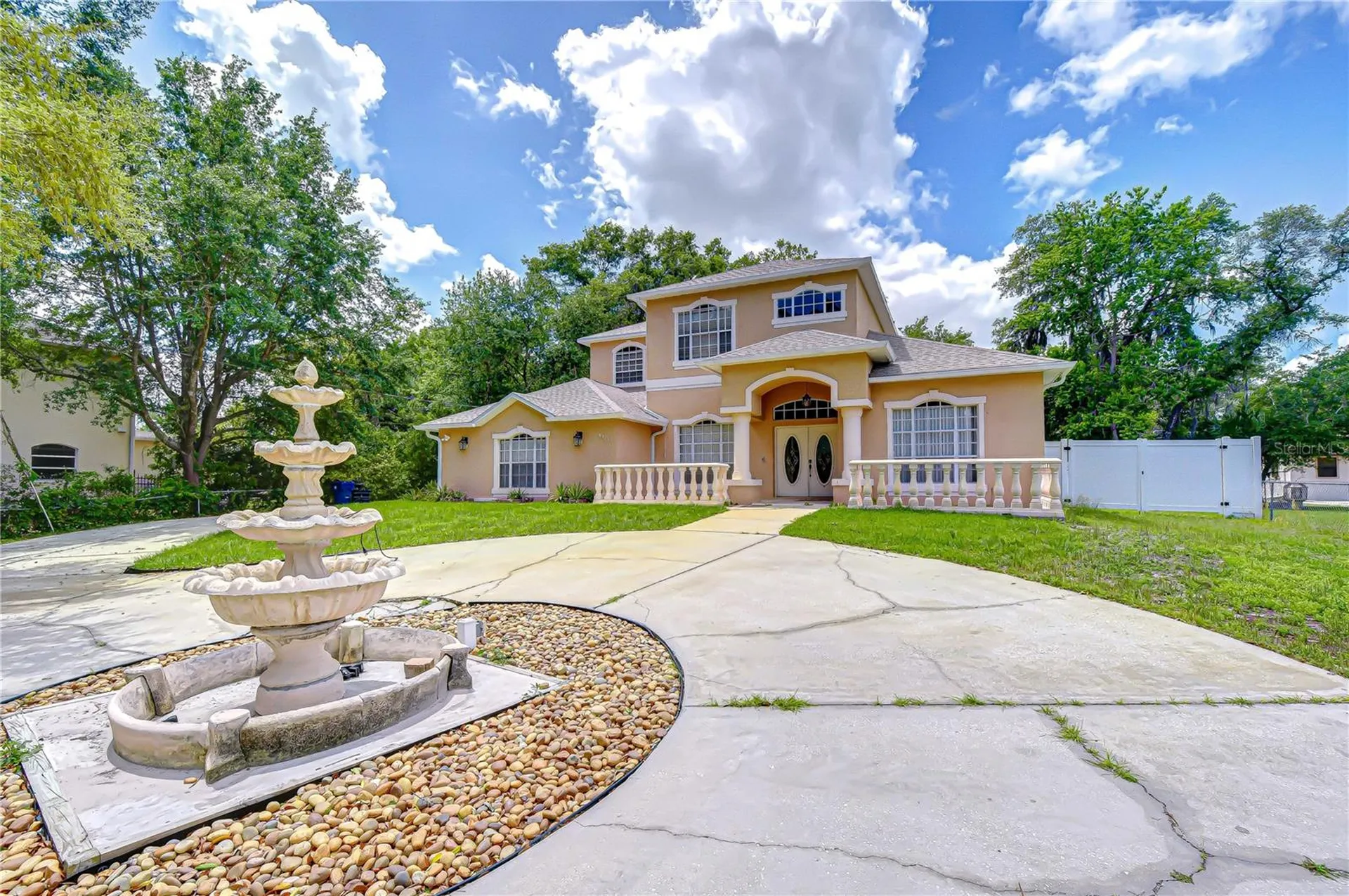 6213 Parkway Boulevard Land O Lakes FL 34639