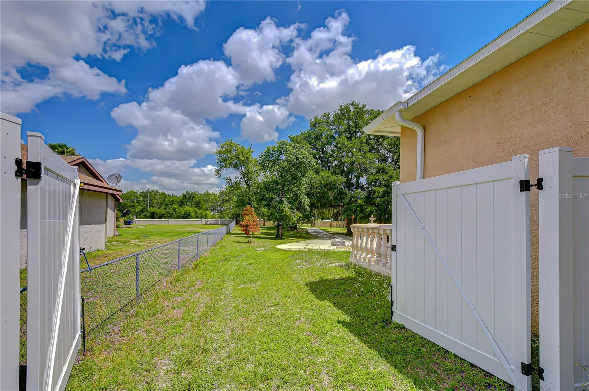 6213 Parkway Boulevard Land O Lakes FL 34639