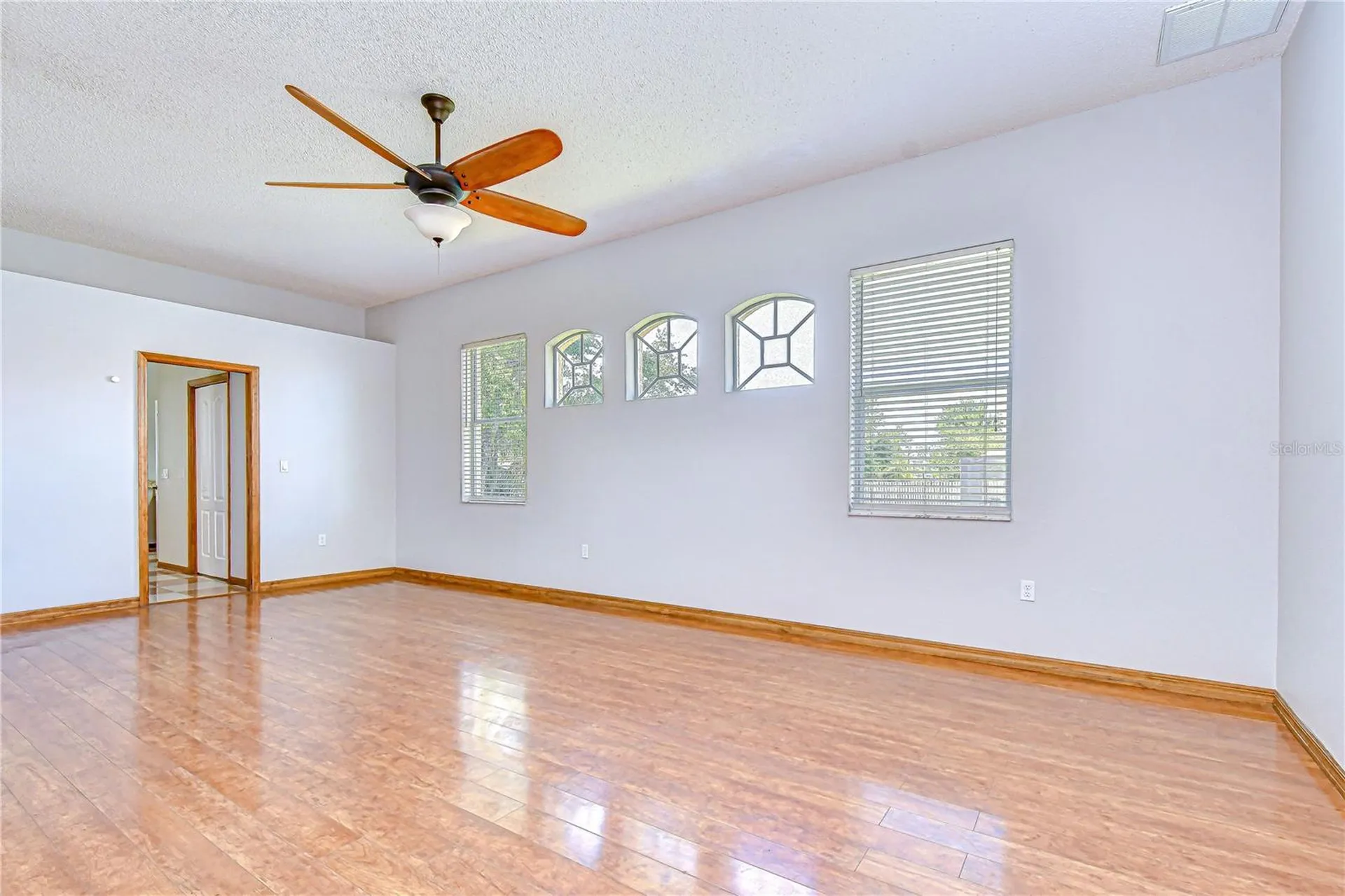 6213 Parkway Boulevard Land O Lakes FL 34639
