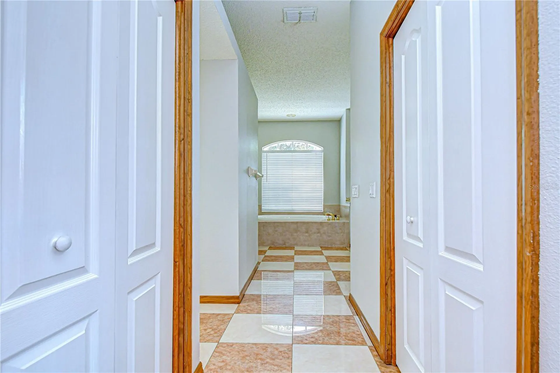 6213 Parkway Boulevard Land O Lakes FL 34639
