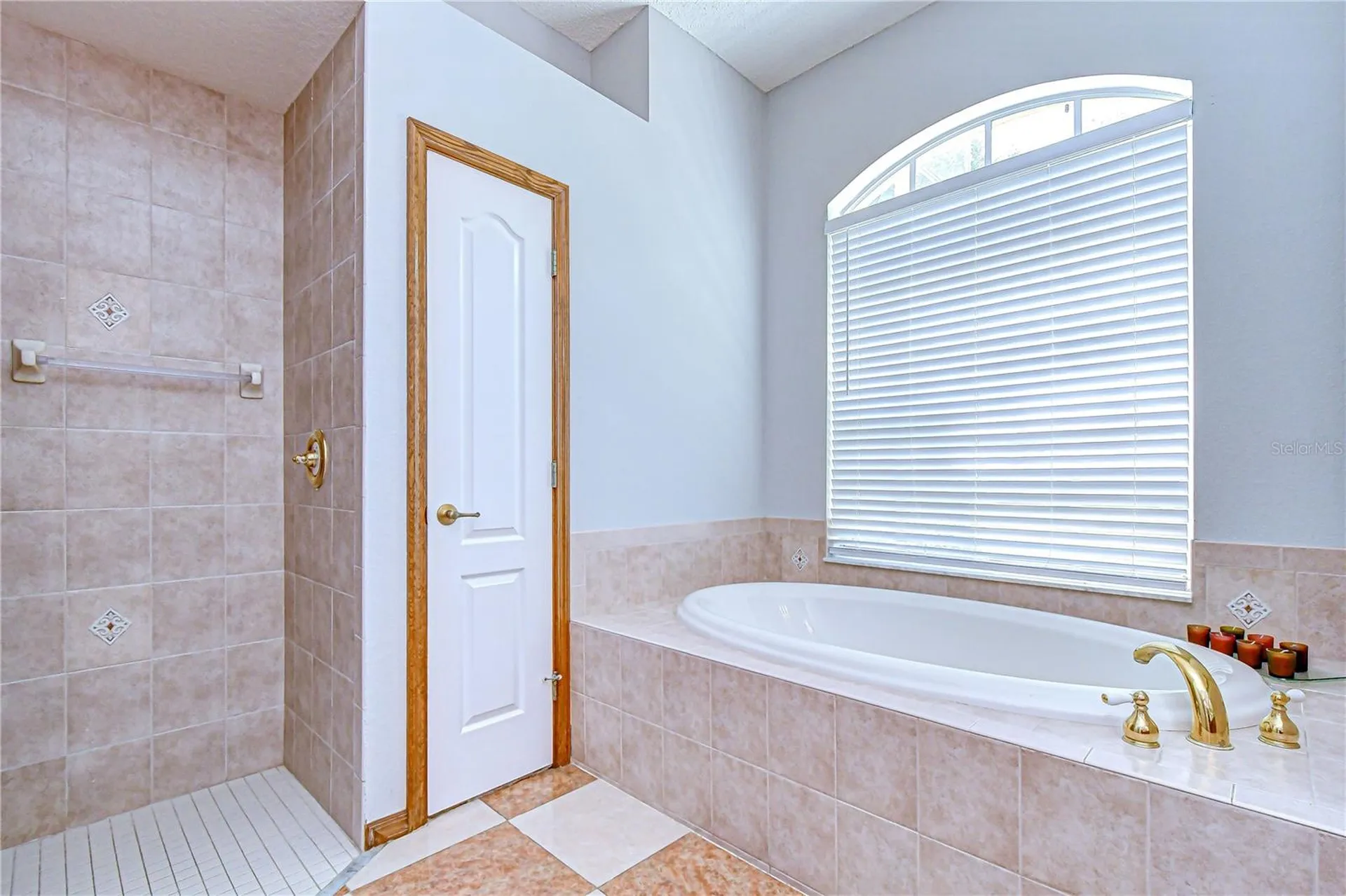 6213 Parkway Boulevard Land O Lakes FL 34639